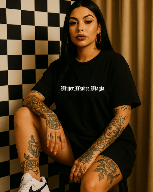 Mujer Madre Magia Tee